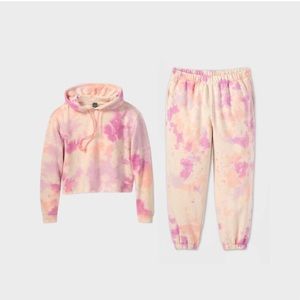 Wild Fable Tie Dye Sweatshirt Hoodie and Sweatpant Set